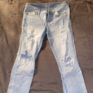 American eagle ripped jeans